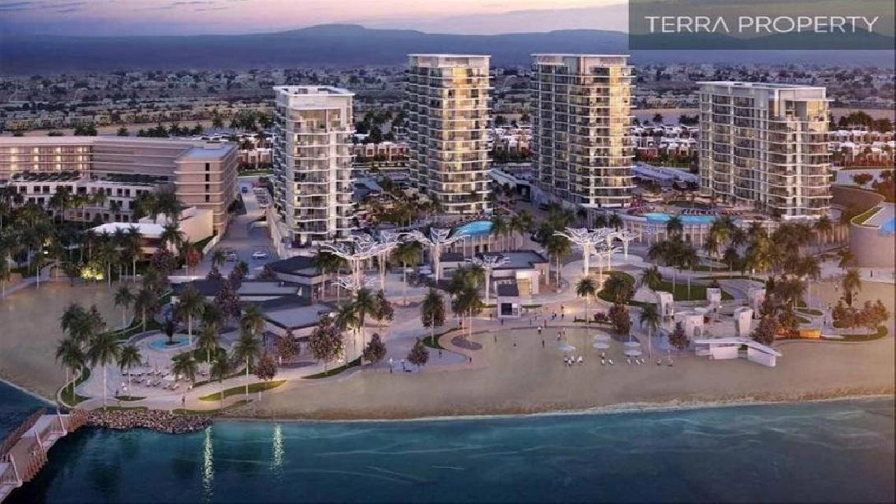 Hot Deal | Investment Location | Sea Side Pictures