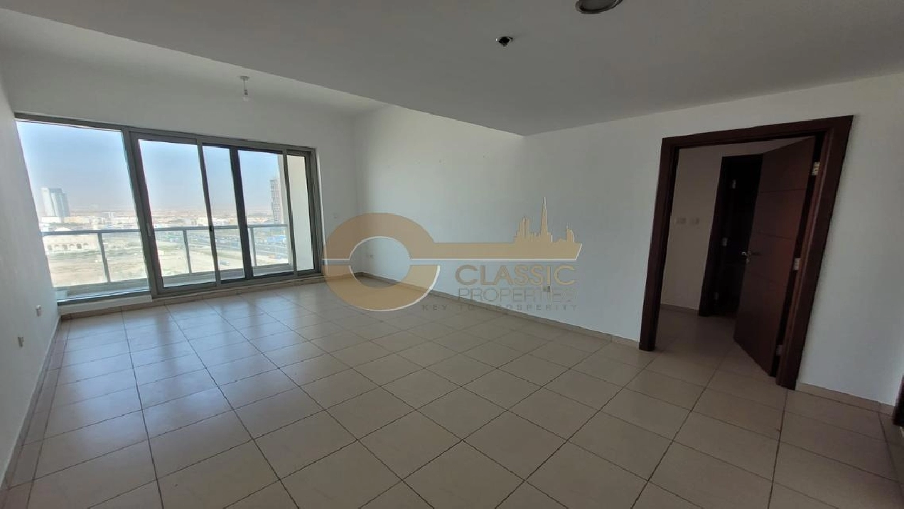 COMMUNITY VIEW | CLOSED KITCHEN | HIGH FLOOR