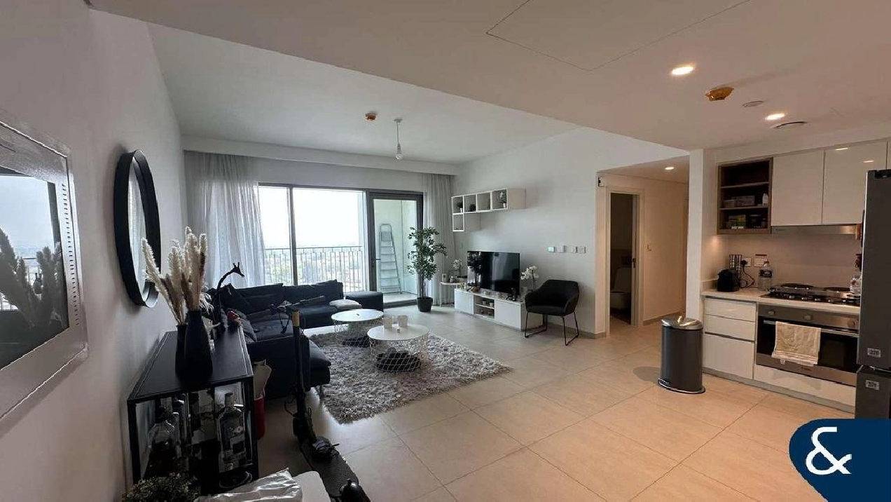 Zaabeel Views | Mall Access | Investment Image# 1