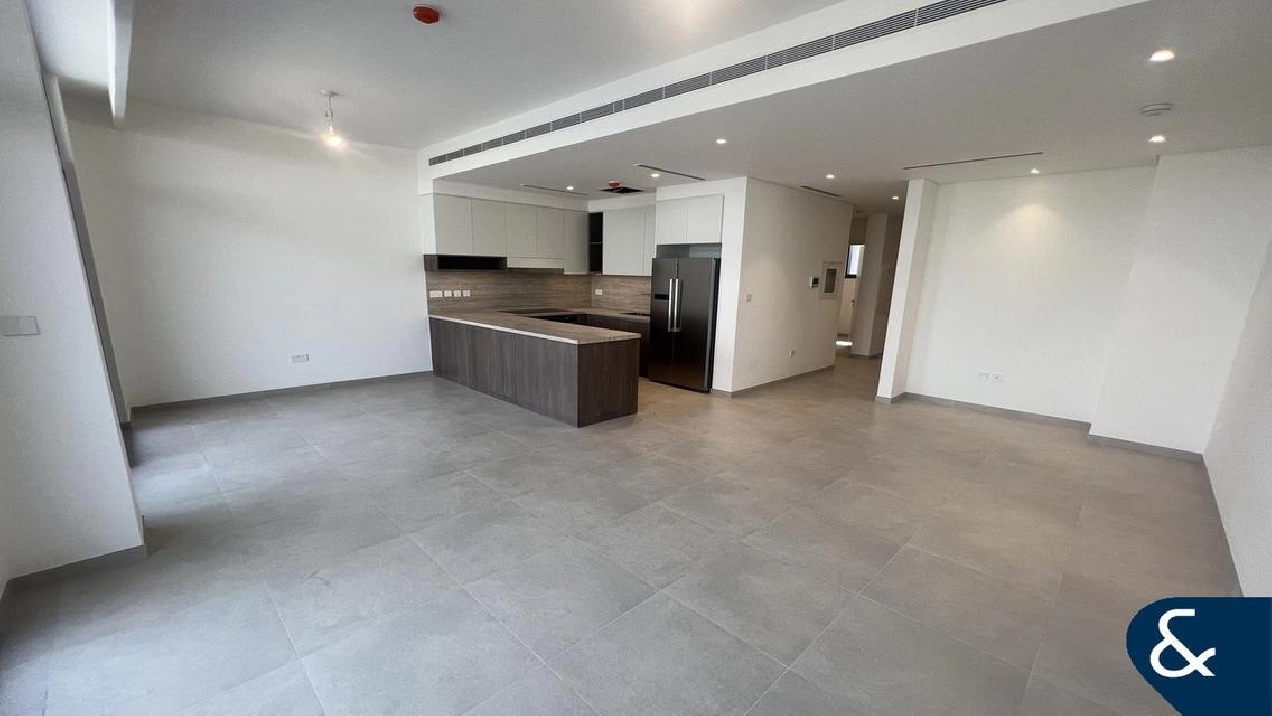 Park Backing | G+1 Layout | Close to Pools Image# 1