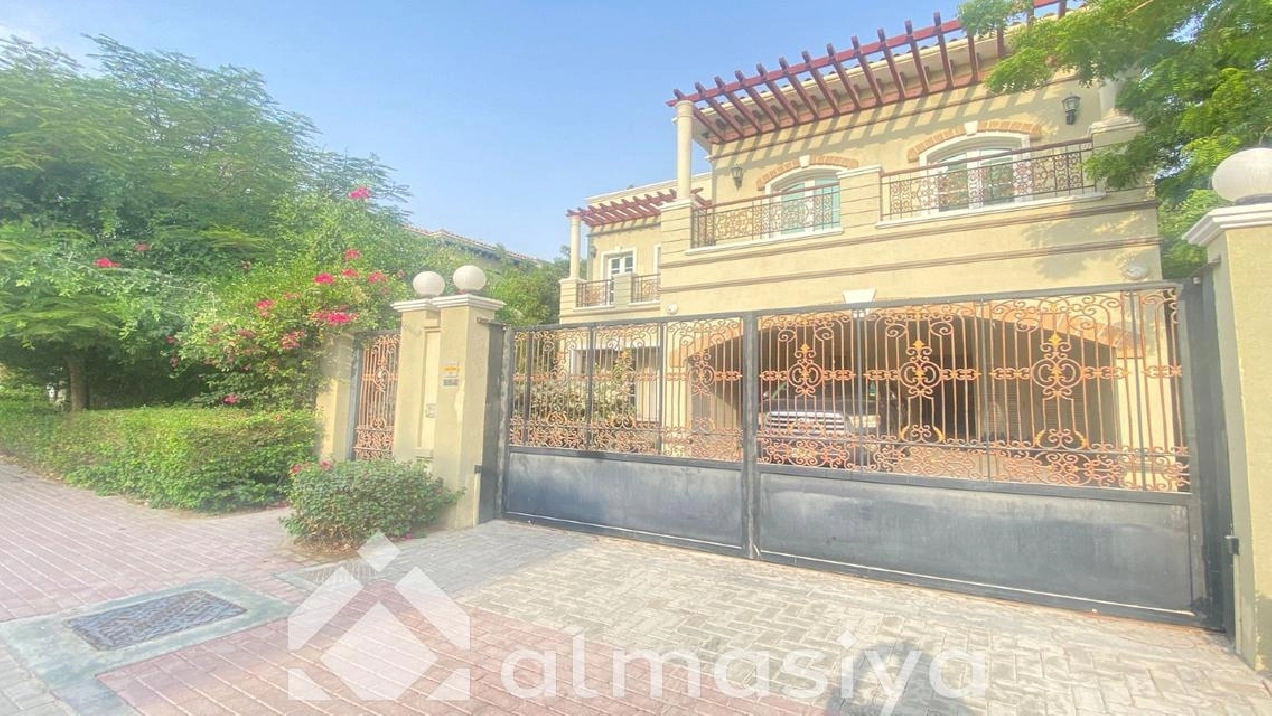 Luxurious Furnished Villa with Style and Elegance Image# 1