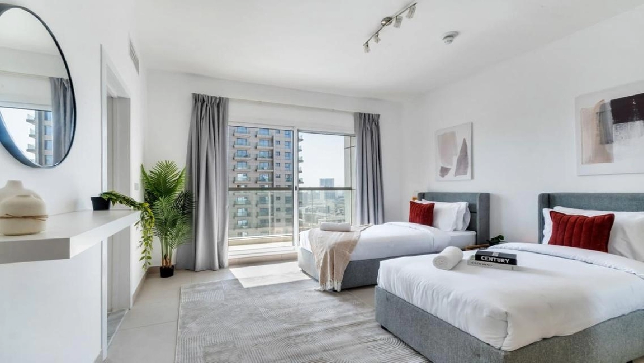 Modern 2BDR | Balcony I Bills All-inclusive Image# 1