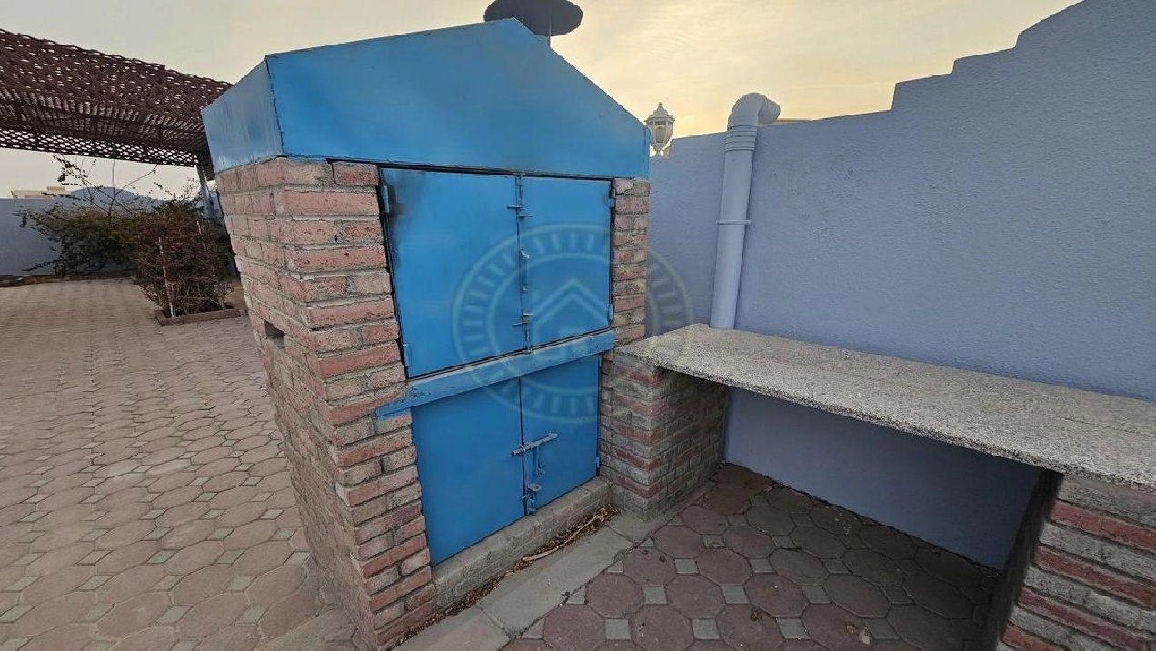 Spacious 4 BR Villa for Rent in Seih Al Burairat