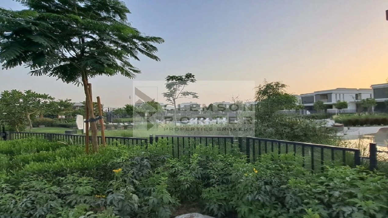 Ready To Move In | Close Kitchen | 5 Bedroom Villa Pictures