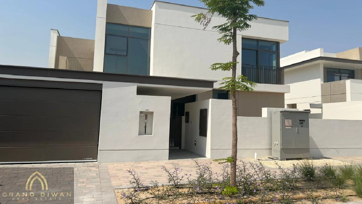 Brand New | Biggest Plot | Move in Ready | Type D Pictures