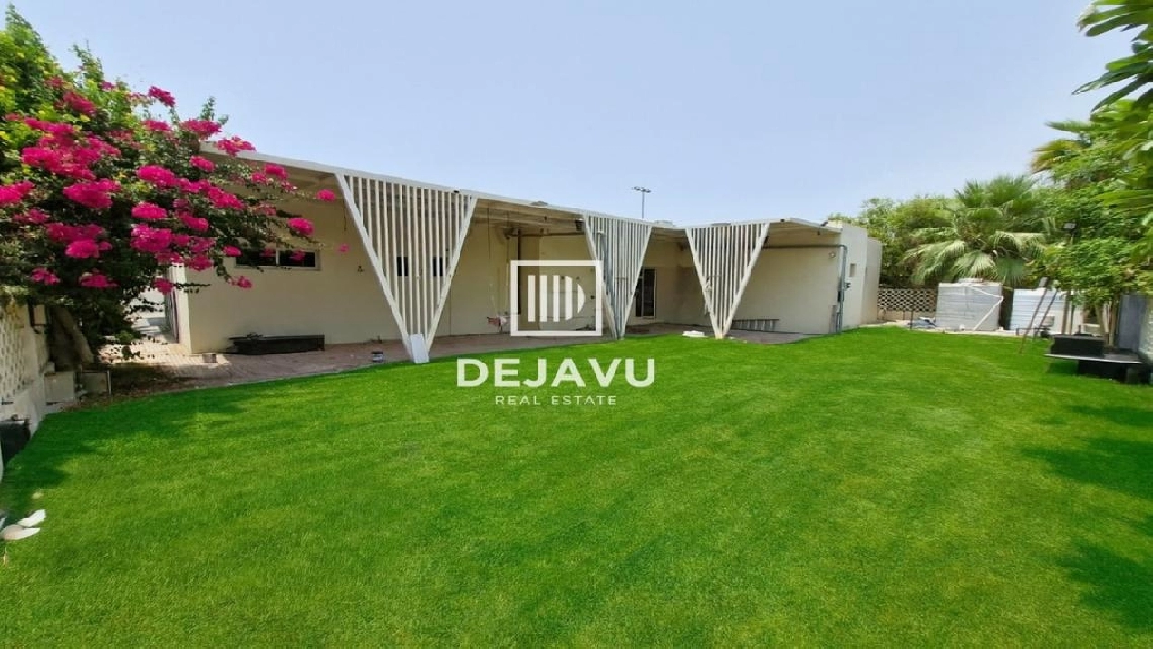 Single Story 4BR Villa | Compound |Tennis Court Image# 1