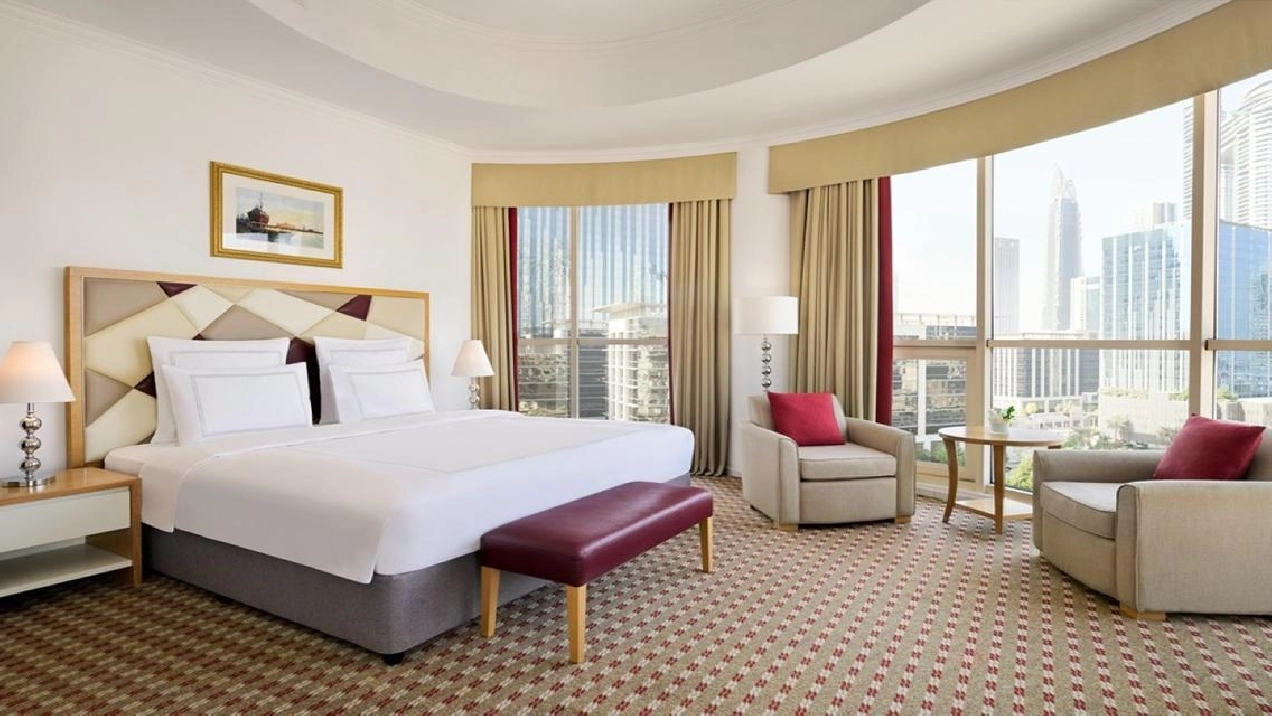 4 BHK & Maid / Private Pool on Terrace / Burj View Pictures