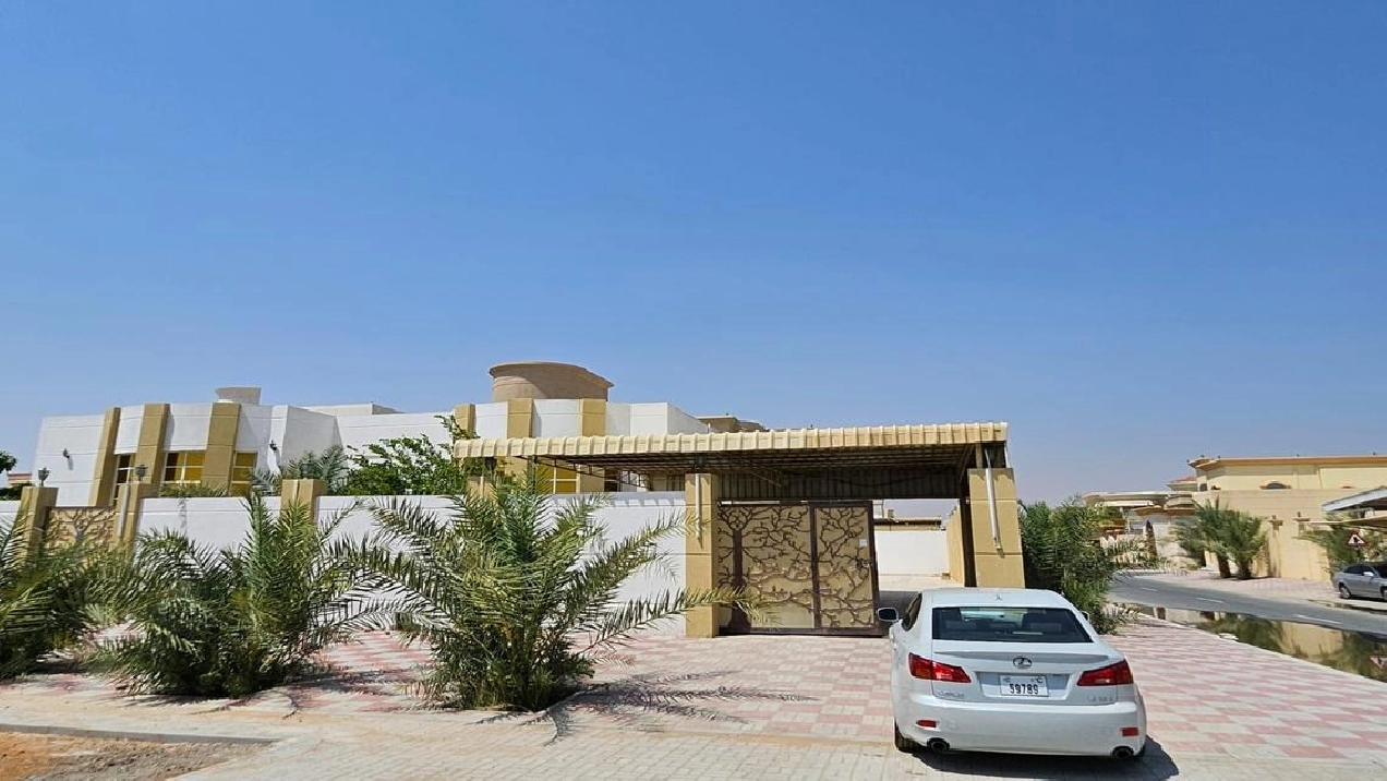 Villa With Local Electricity For Rent In Al Dhait Pictures