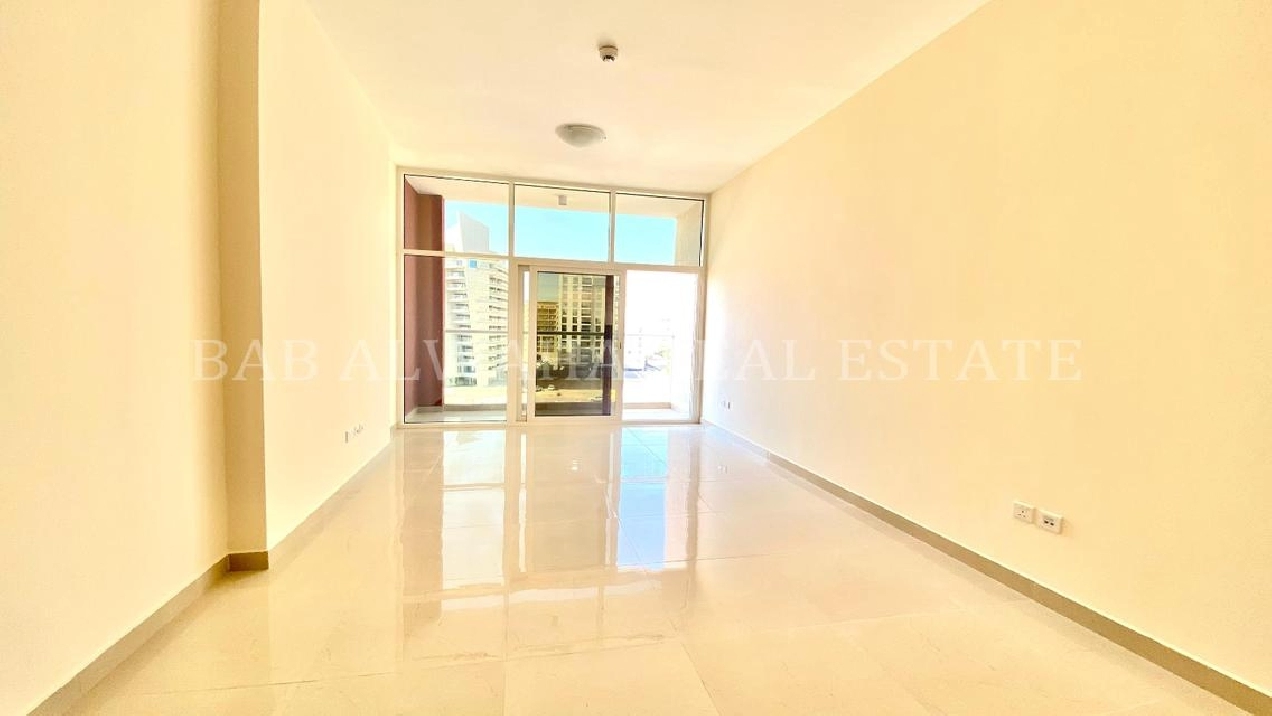 Spacious Bright Newly Quality With Full Facilities Image# 1