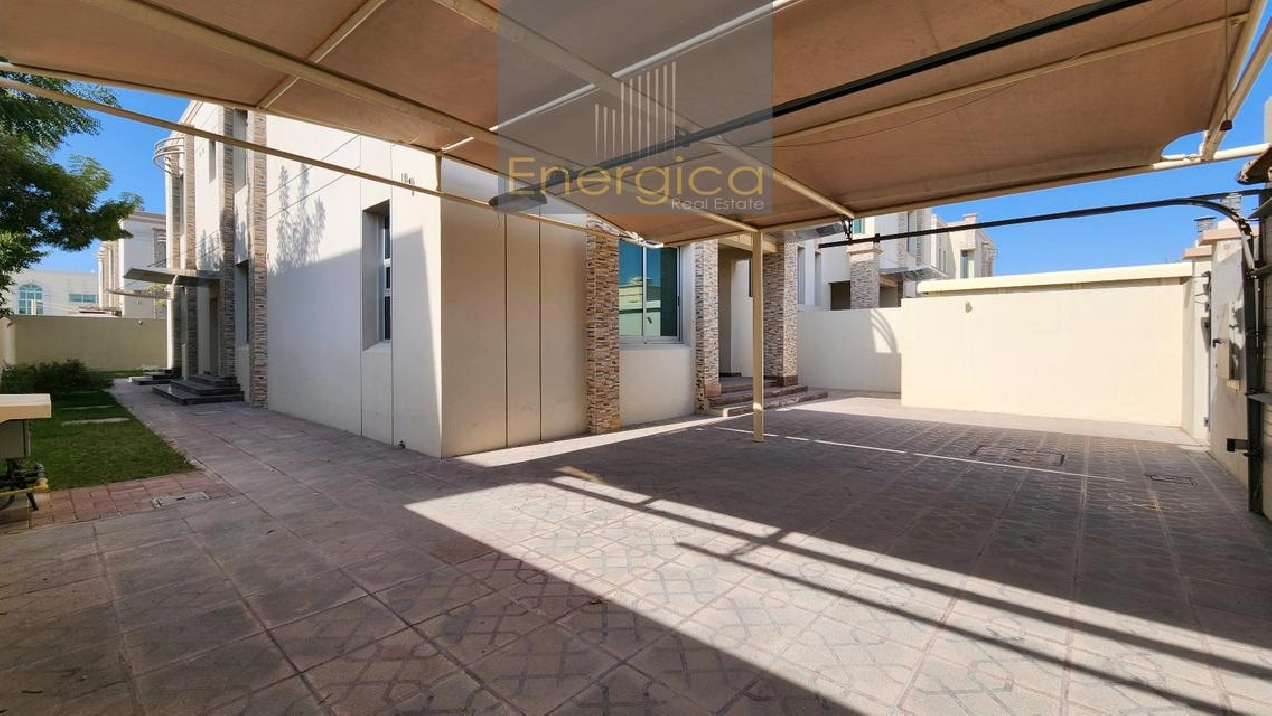 Semi Detached 5BR V | P Garden | Well Maintained