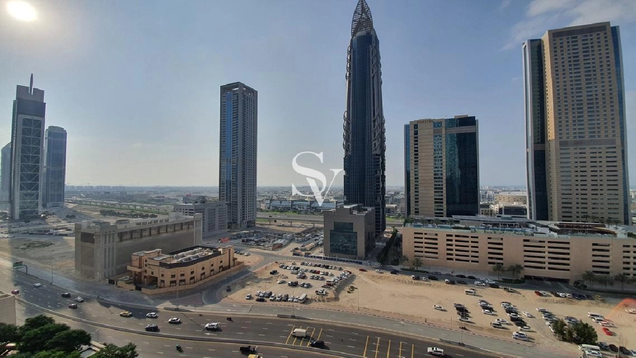 Fully Furnished | Mid Floor | Direct link mall Image# 1