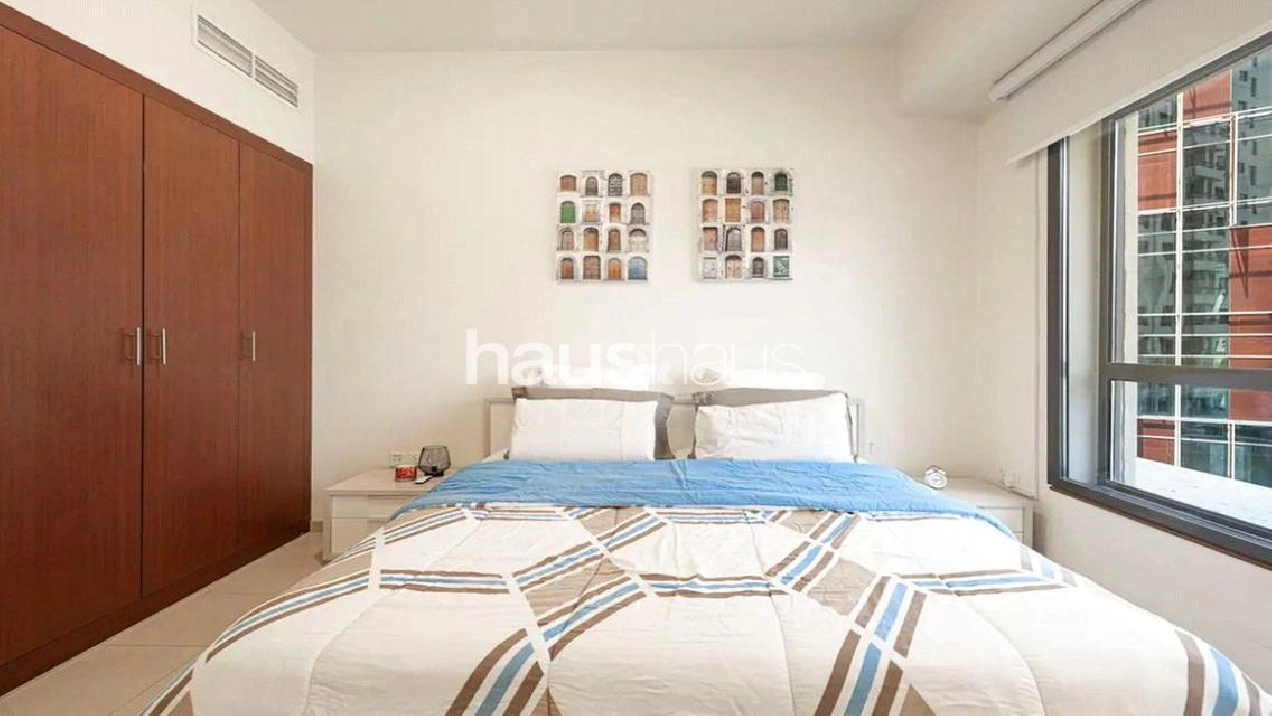 Marina View | Furnished | Low Floor | Large Layout Image# 1