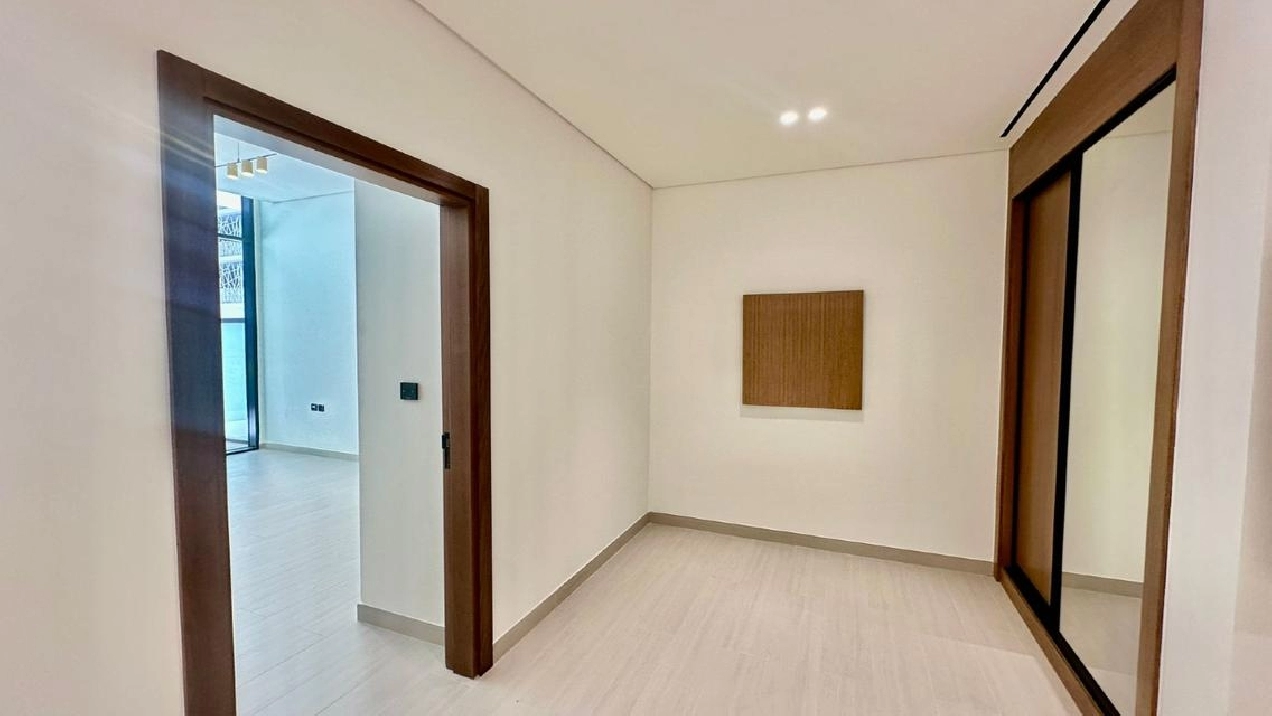 Community View | Prime Location | Spacious Unit Pictures