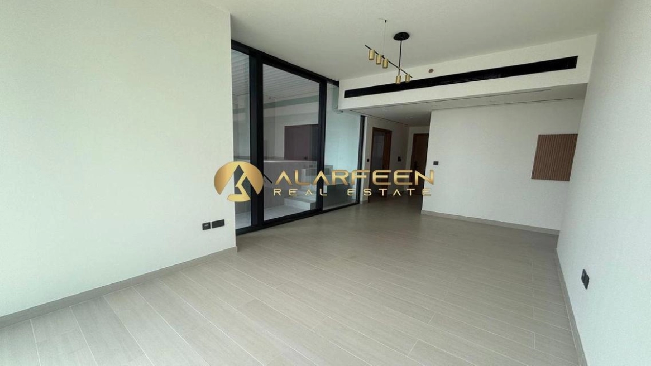 Higher Floor | Elegant 2BR | Prime Location Image# 1