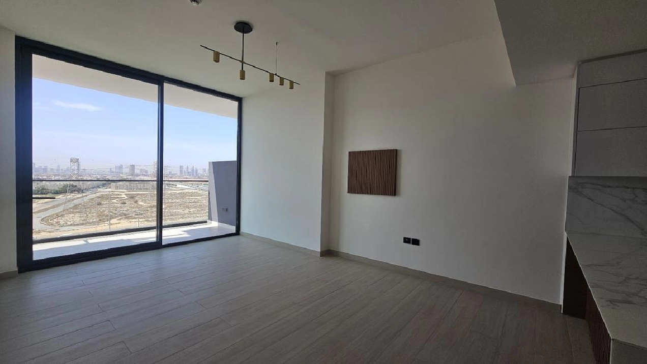 Fully Furnished | Pool View | Ready To Move Image# 1