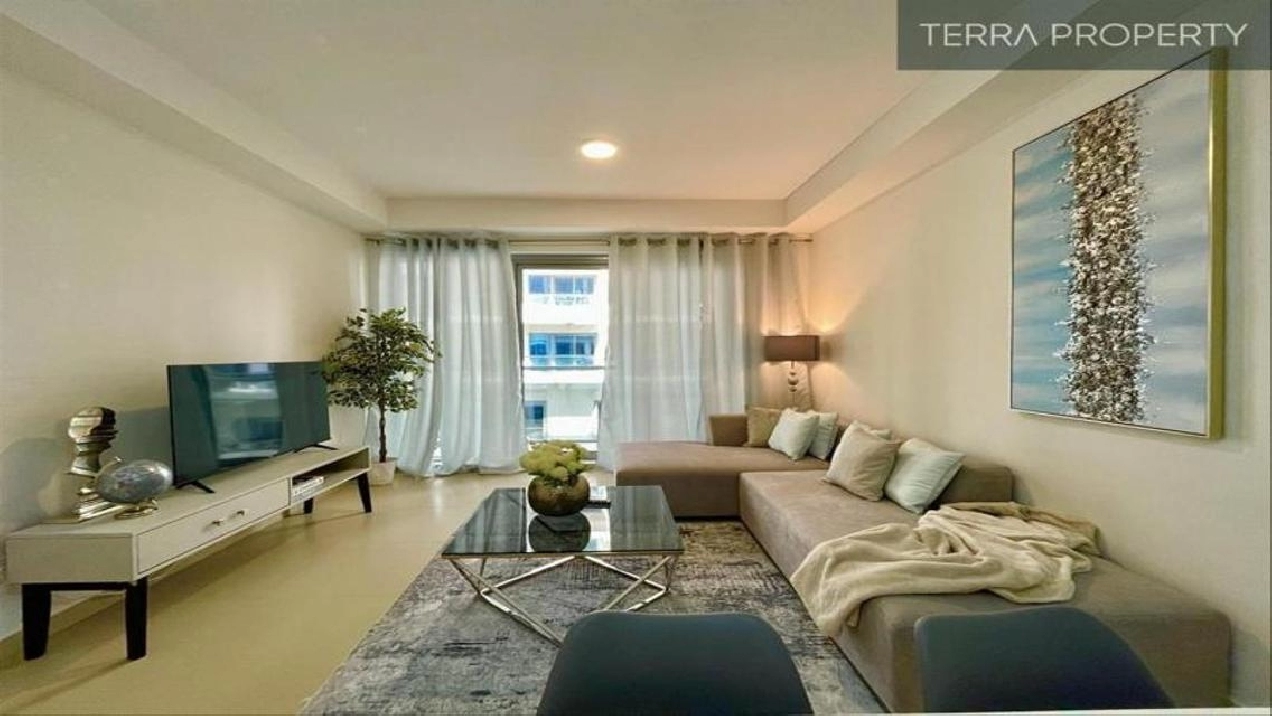 Chiller FREE! Great Amenities-Home by the Beach! Pictures