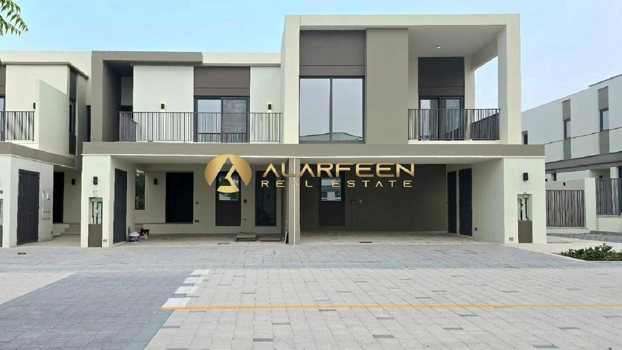 BRAND NEW | ON PARK | PRIVATE 3 BED | CALL Pictures