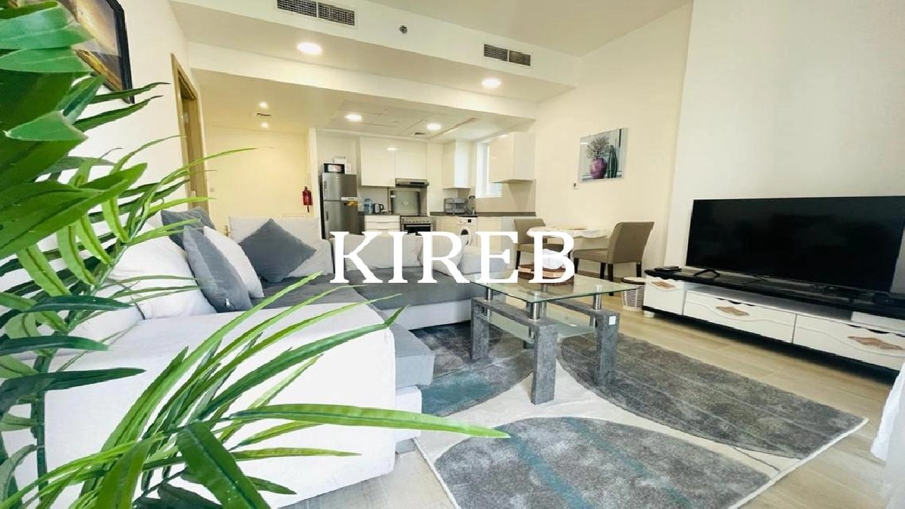 Pool View Mid Floor Furnsihed 1 Bed for Sale Image# 1