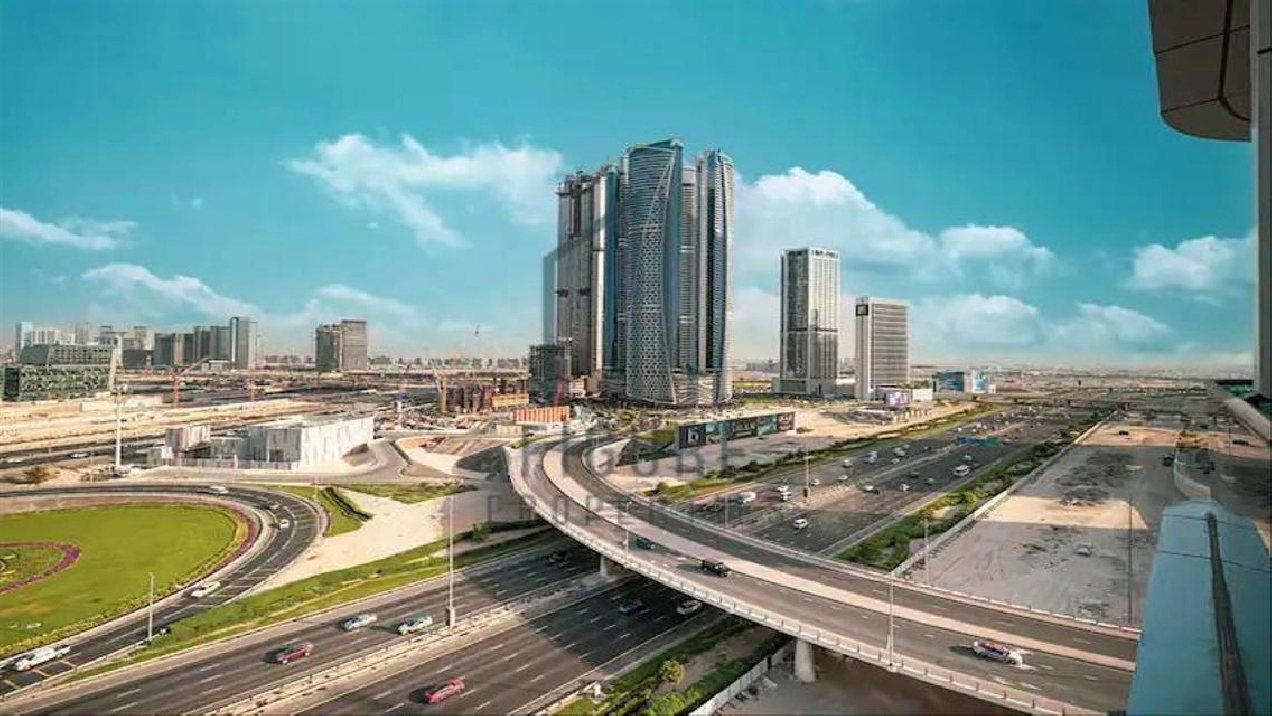 Closed Kitchen | Open View | Furnished Pictures