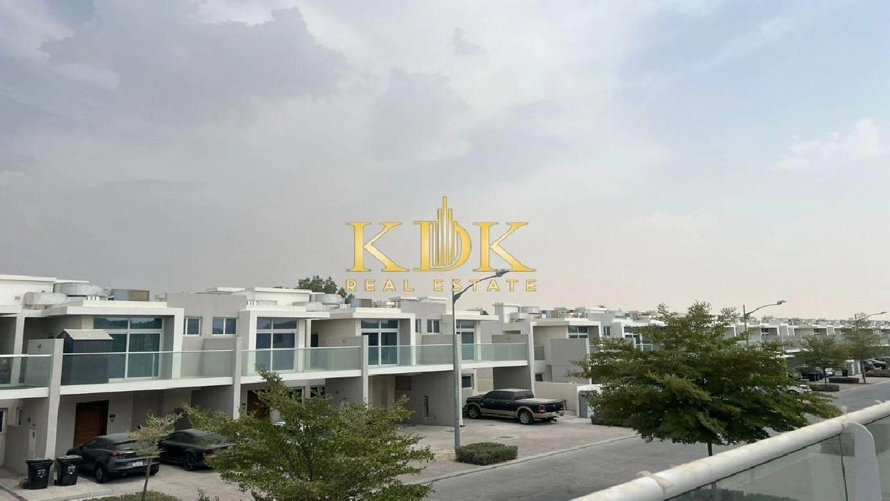 Luxury 3BR Townhouse | Modern Layout | Inquire Image# 1