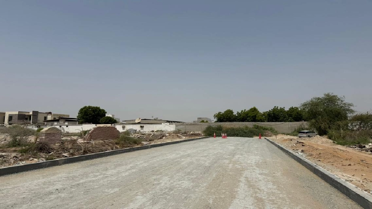 Land in Al-Yasmeen, behind Gift Way Market, ready