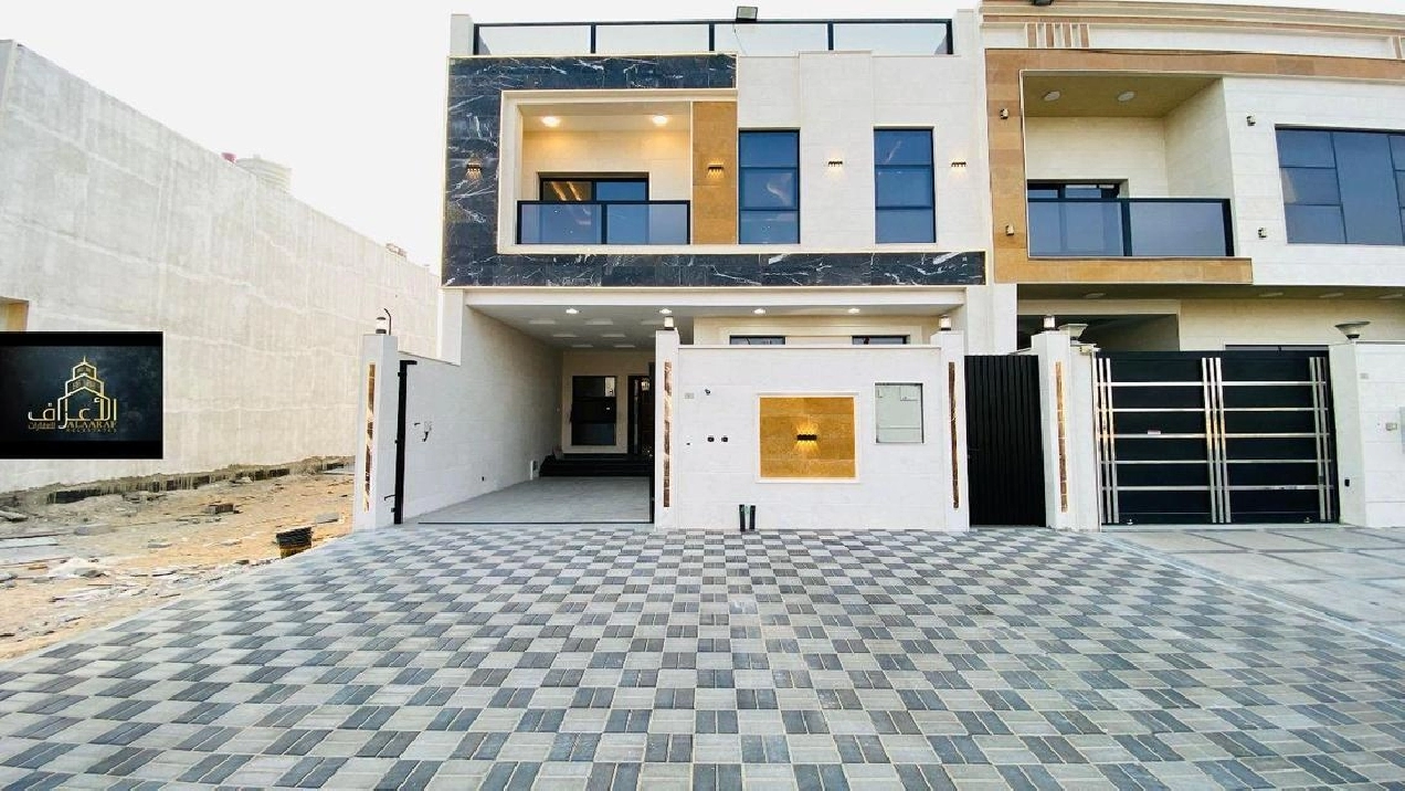 Own a distinctive villa in Ajman, freehold Pictures