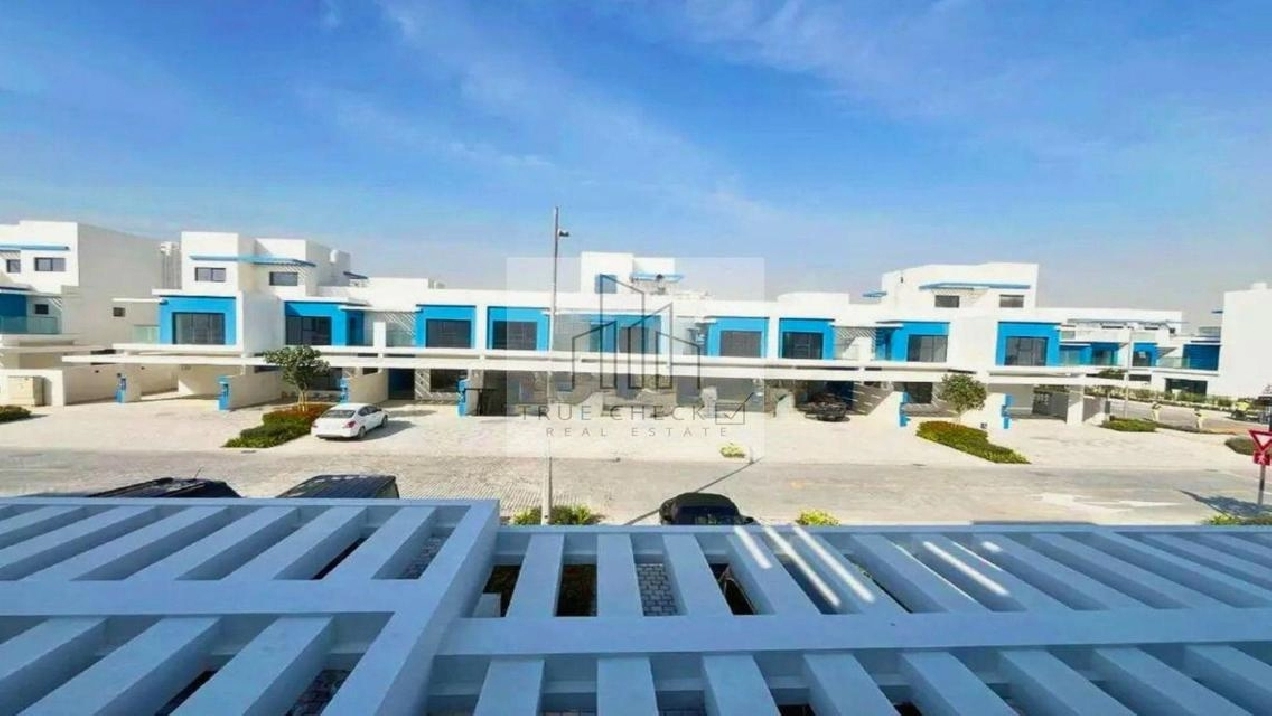 4 Bedroom | Unfurnished | Single Row | Negotiable Image# 1