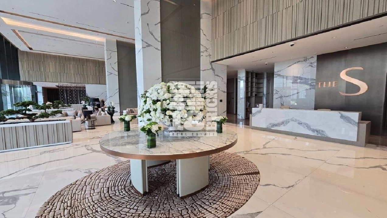 4 Beds + Maids Penthouse | Golf Course View Image# 1