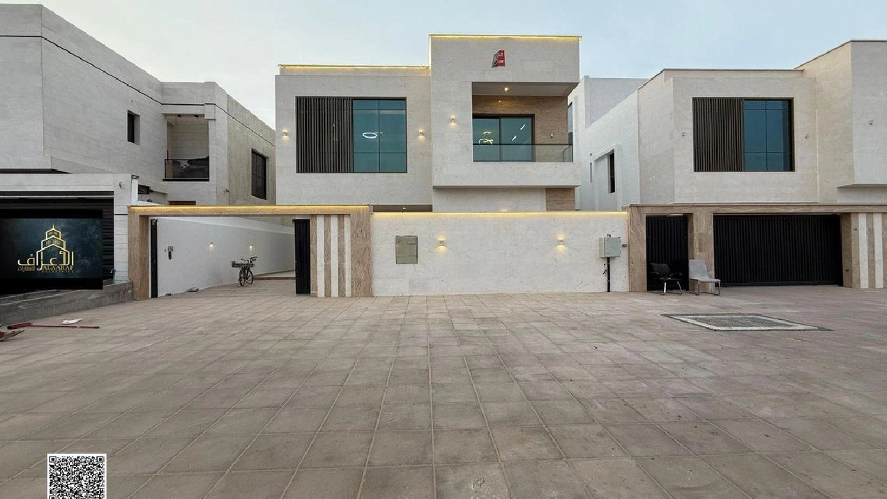 Spacious 5 BR Villa in Al Yasmeen 1 for Sale