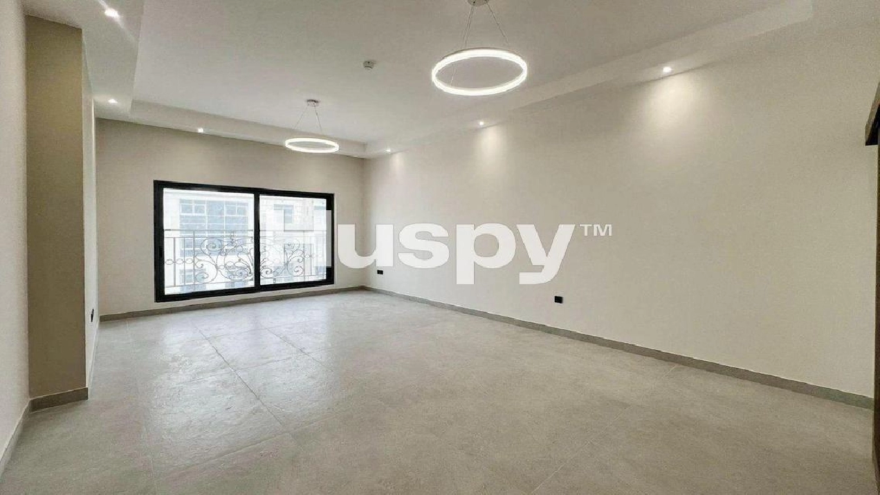 High Floor | Large Layout | Vacant Image# 1