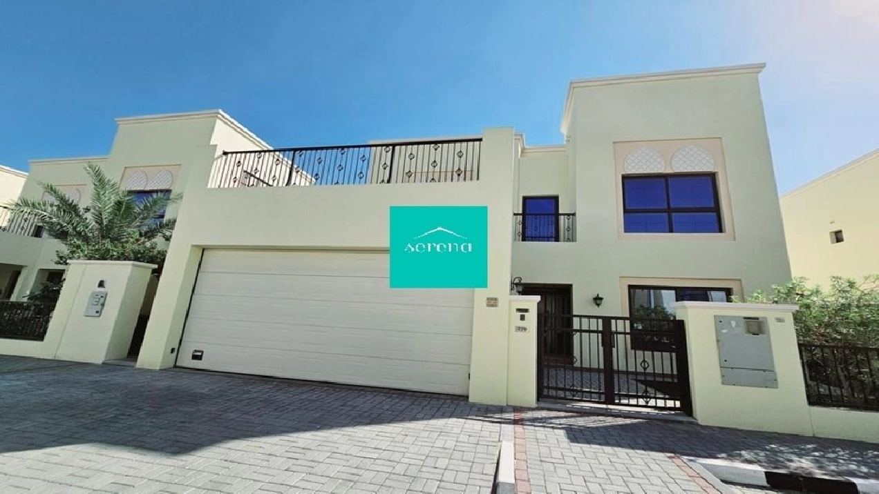 Luxurious 4-Bedroom Villa - East Facing Image# 1