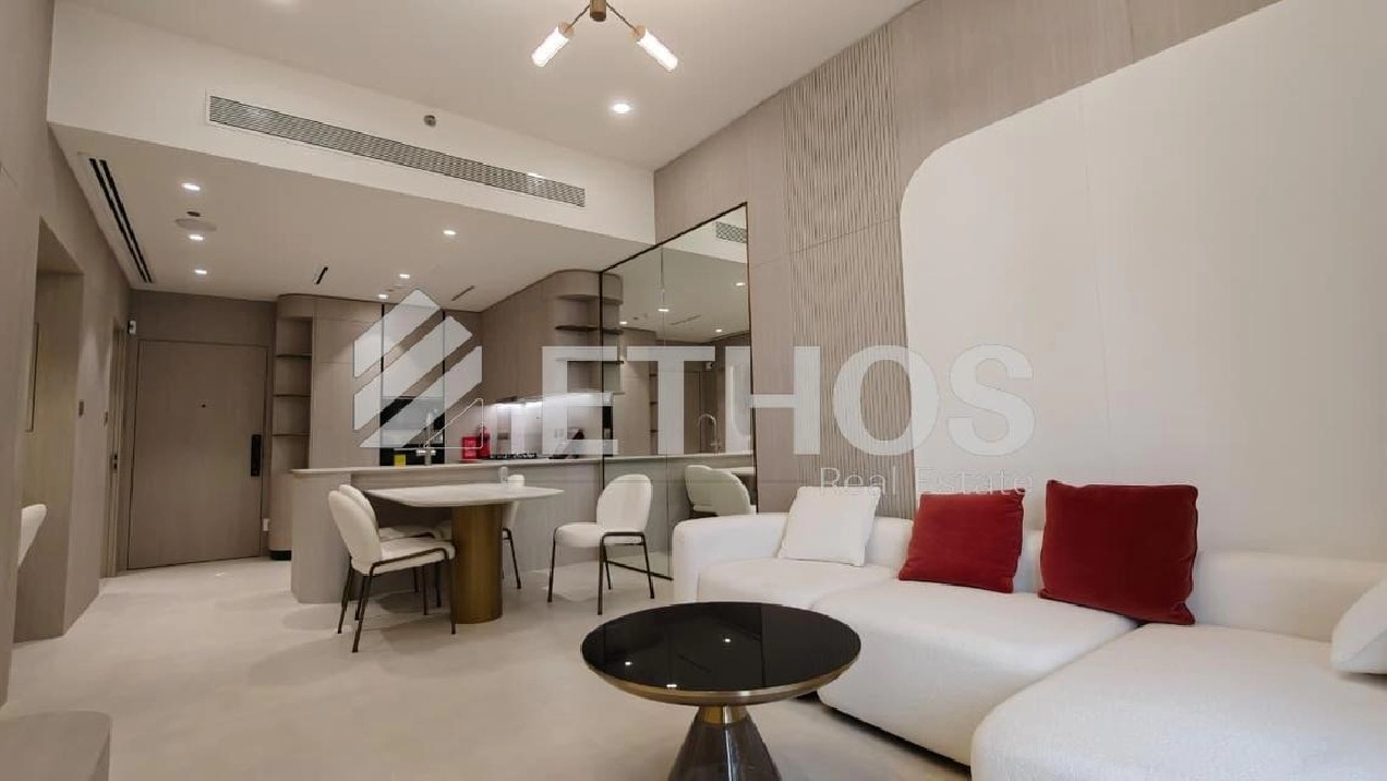 Luxury Furnished 1BHK | Brand New | Close to Mall Image# 1