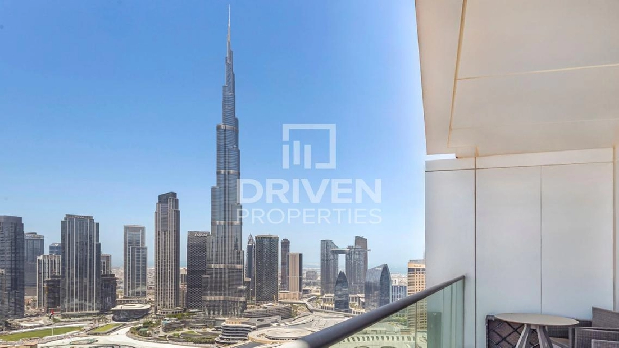 Full Fountains and Burj Khalifa View | High Floor Image# 1