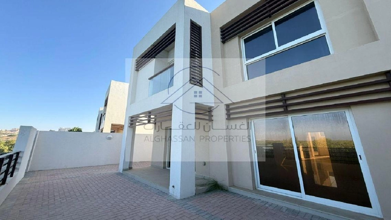 Furnished 3BHK Flamingo Villa with Sea View Pictures