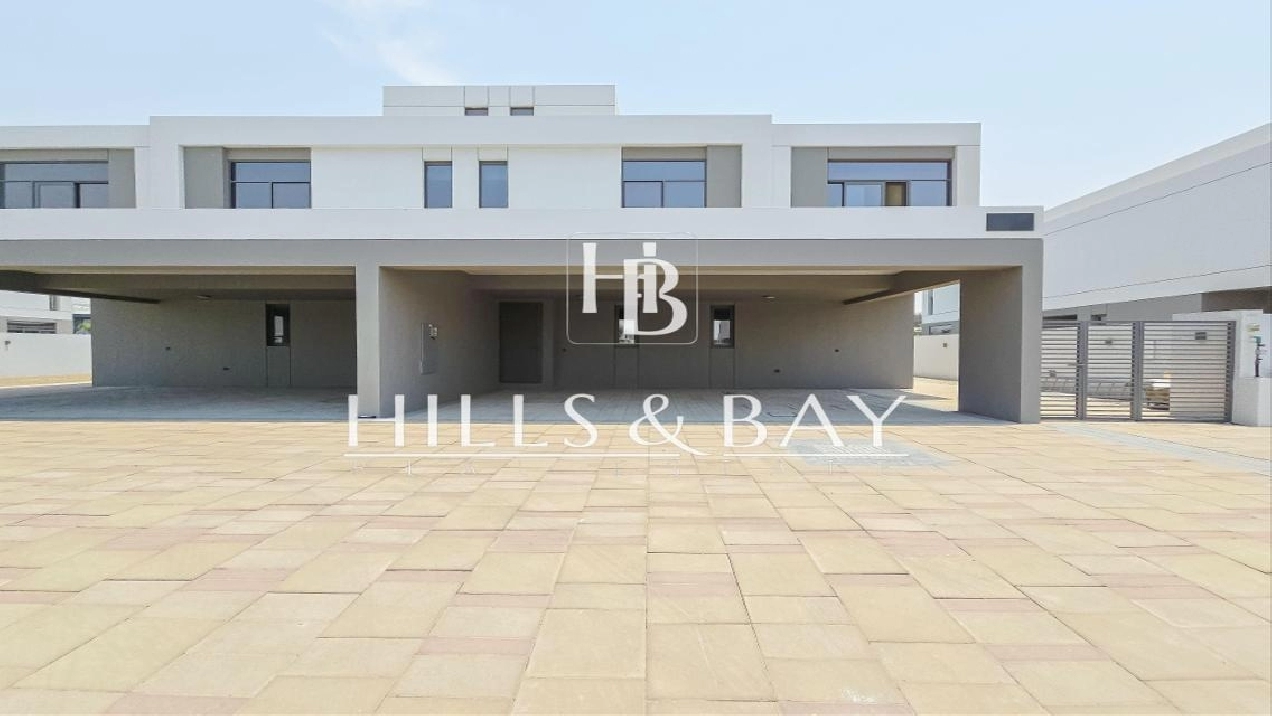 Direct On The BEACH |Biggest Plot in PBF Image# 1