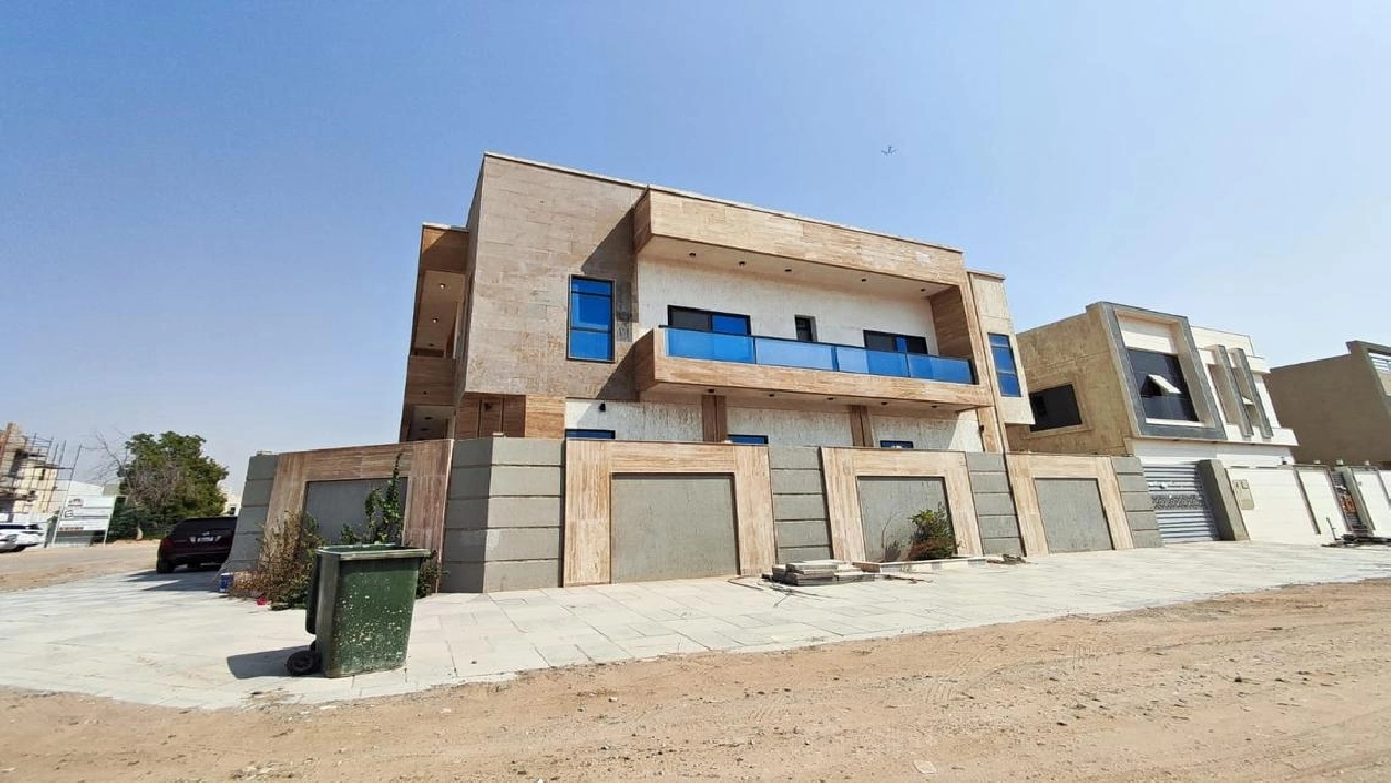 Spacious 6 BR Villa in Al Helio 2 for Rent Pictures