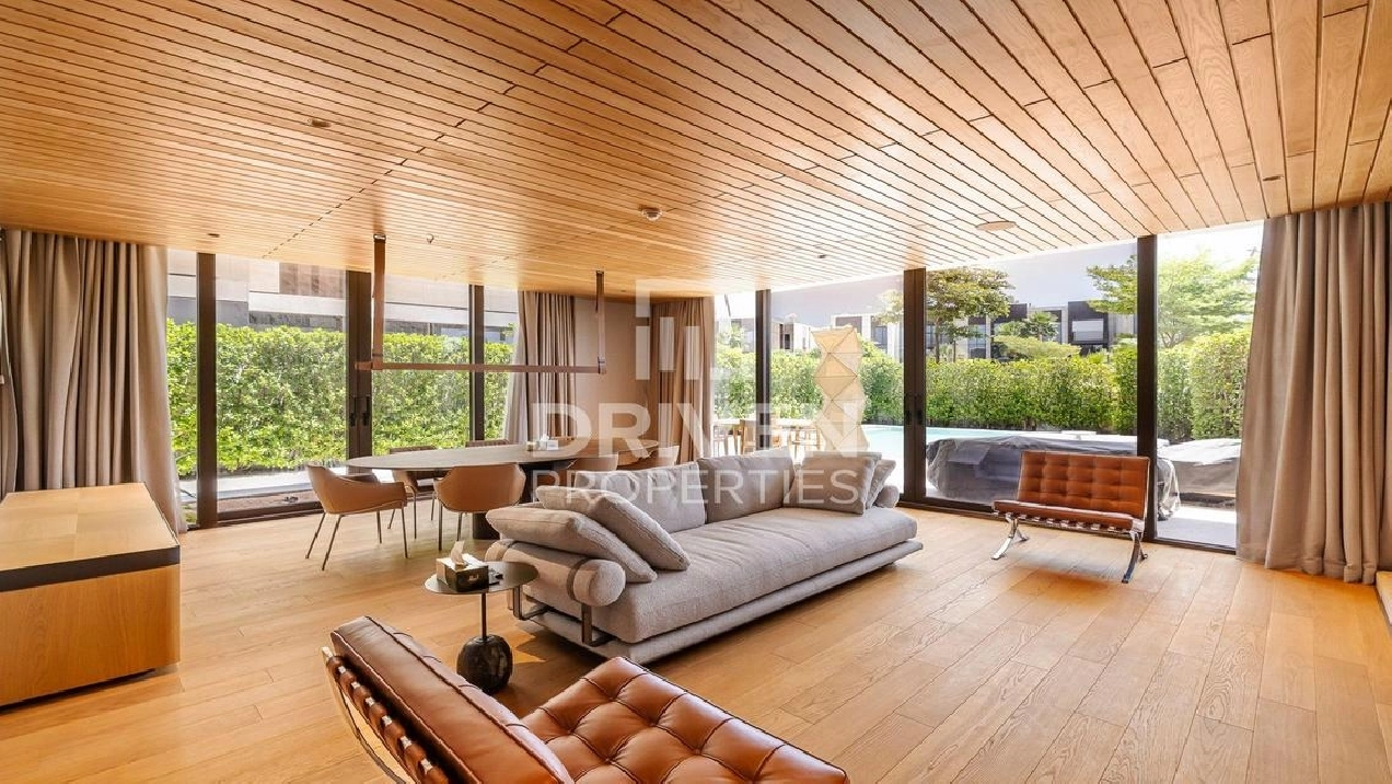 Upgraded Villa with Sea Views from the Rooftop