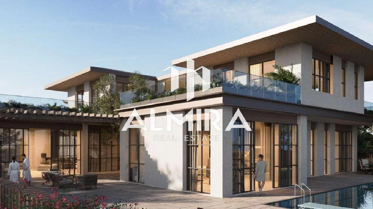 Contemporary Style | Single Row | Prime Location
