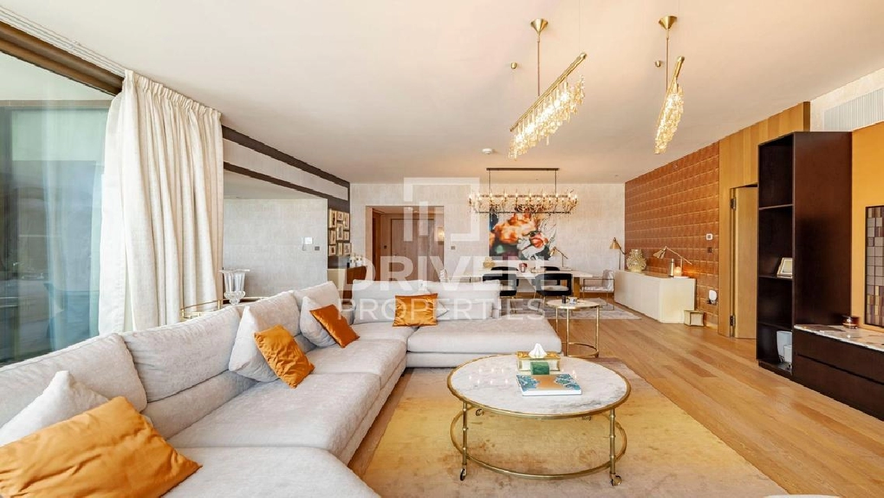 Lavish Apt with Marina View | Fully Furnished