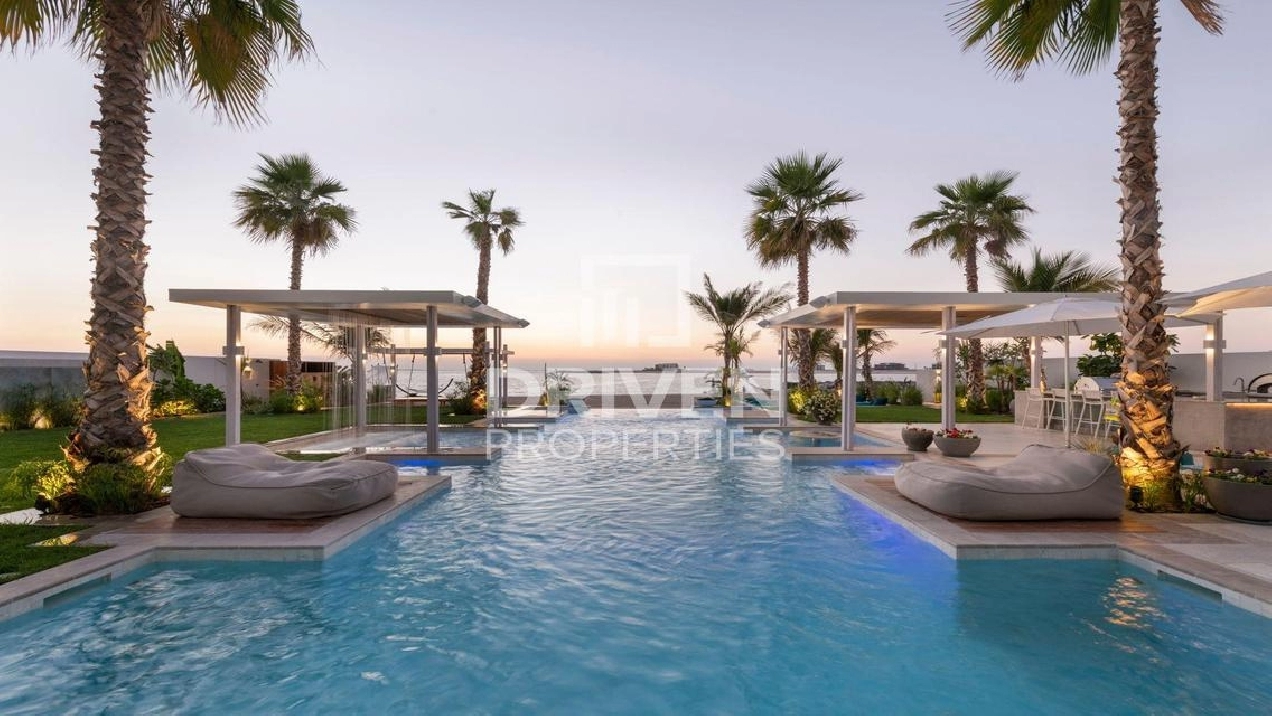 Timeless Beachfront Villa | Unparalleled Sea View Image# 1