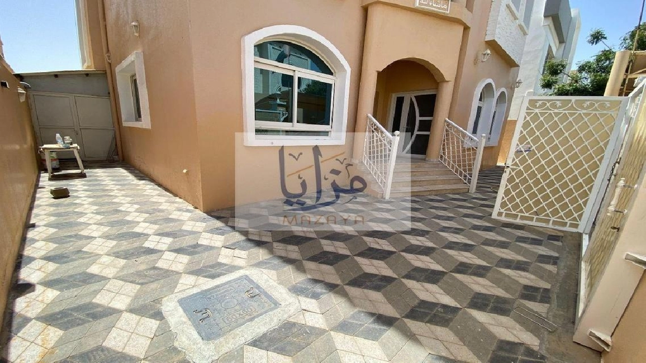 Good price_including water and electricity and A/C Pictures