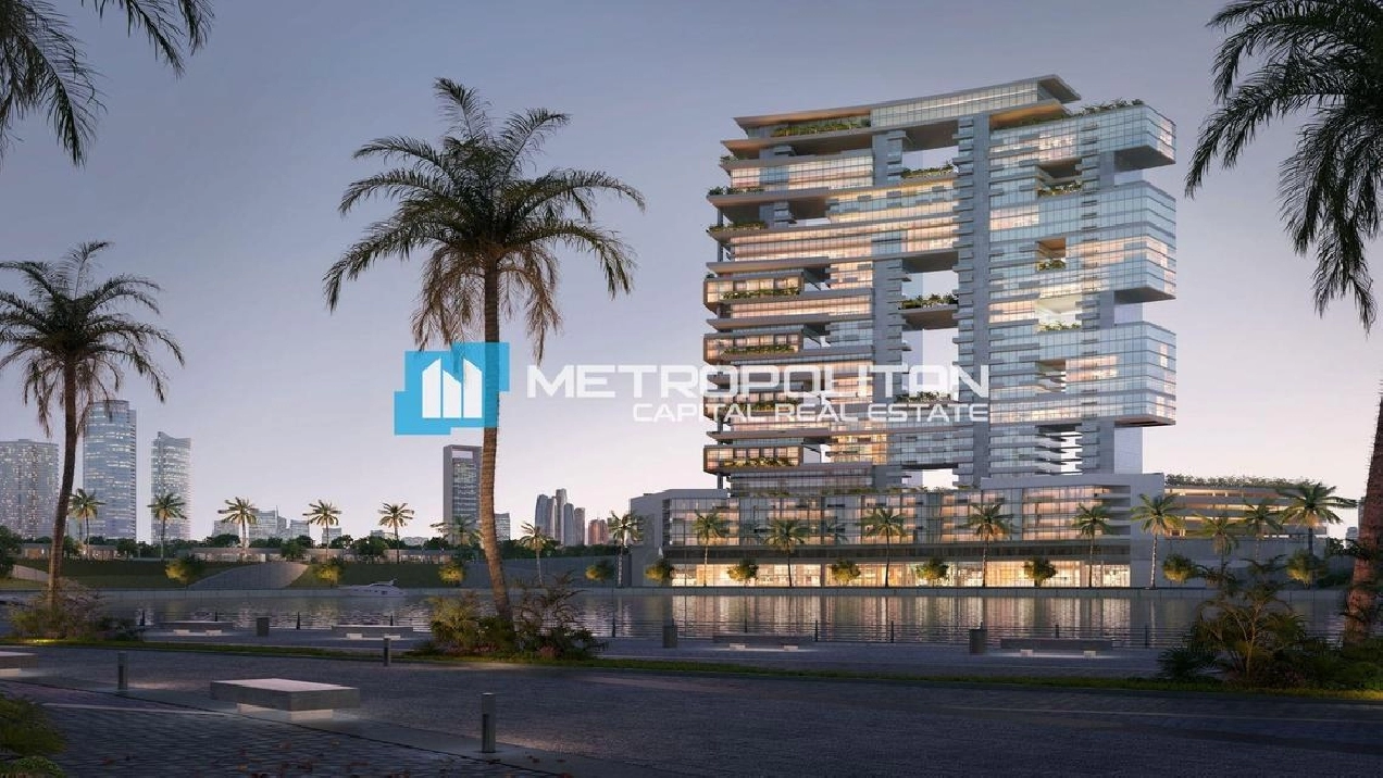 Corner 1BR Unit | Mid Floor | Waterfront Community Pictures