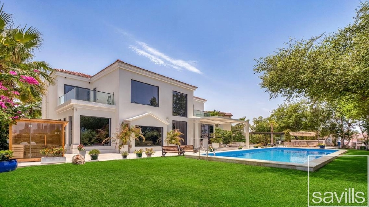 Spacious | Luxury Villa | Lake View | Furnished Pictures