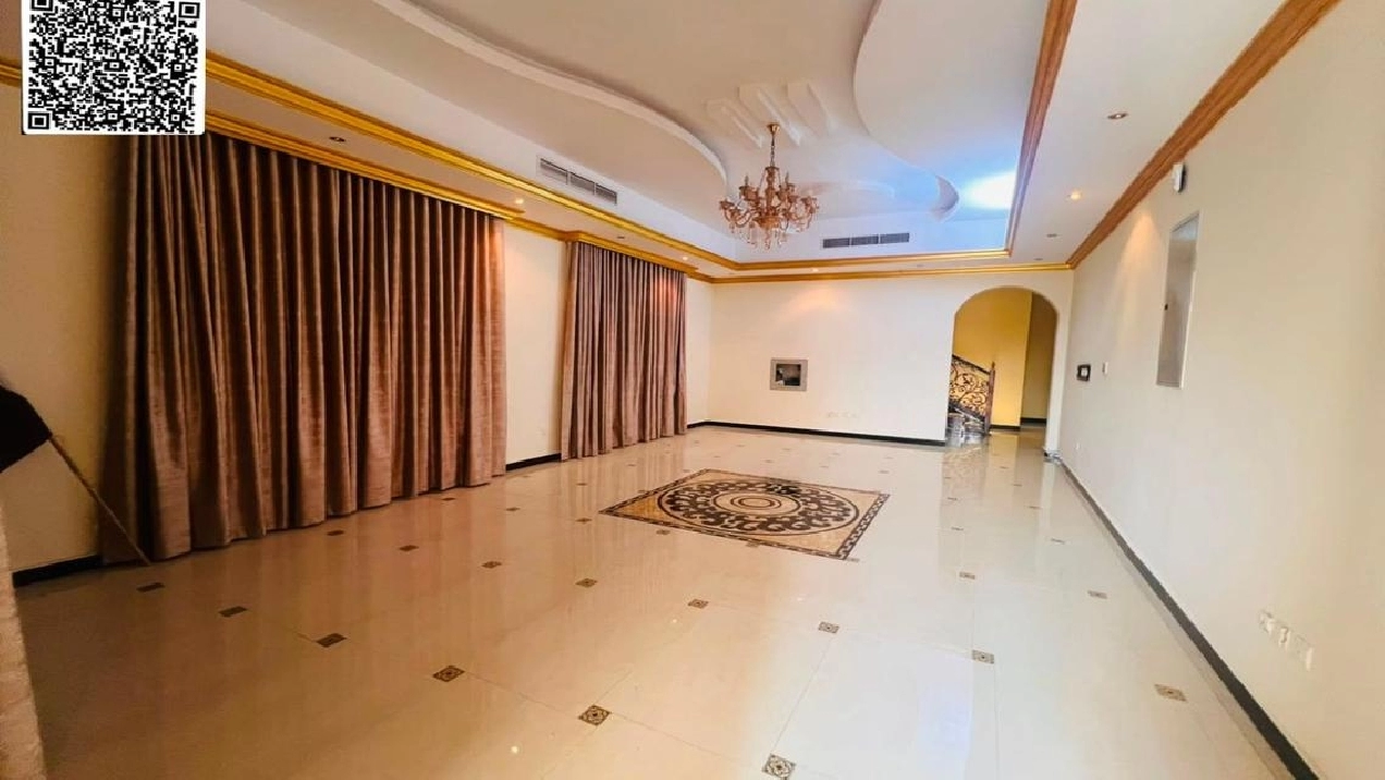 Villa for sale prime location; price negotiable.