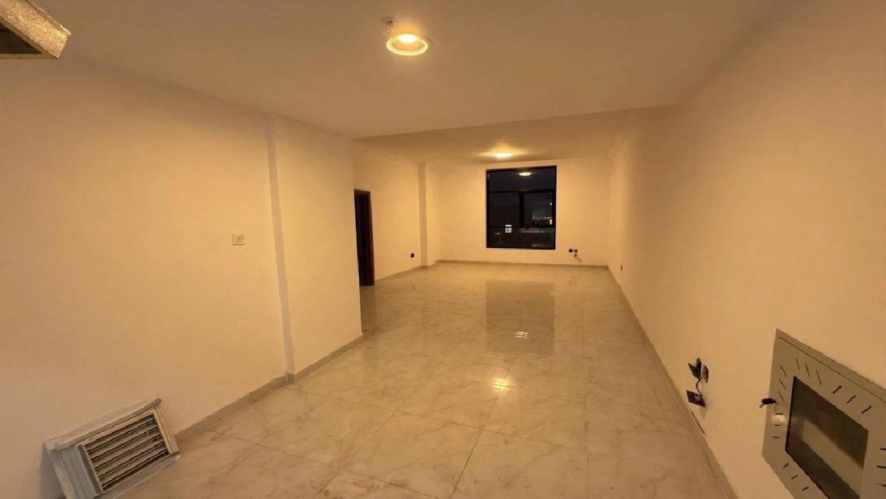 1 BR Apartment in Al Yasmeen with Landmark View