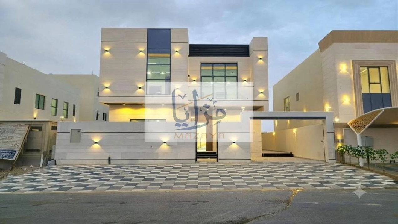 New villa ready to move in: 5 master bedrooms, 2 l