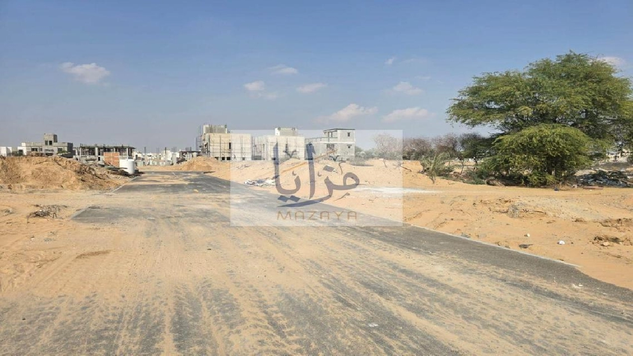 Opportunity offer: 4 plots of land, all fees inclu