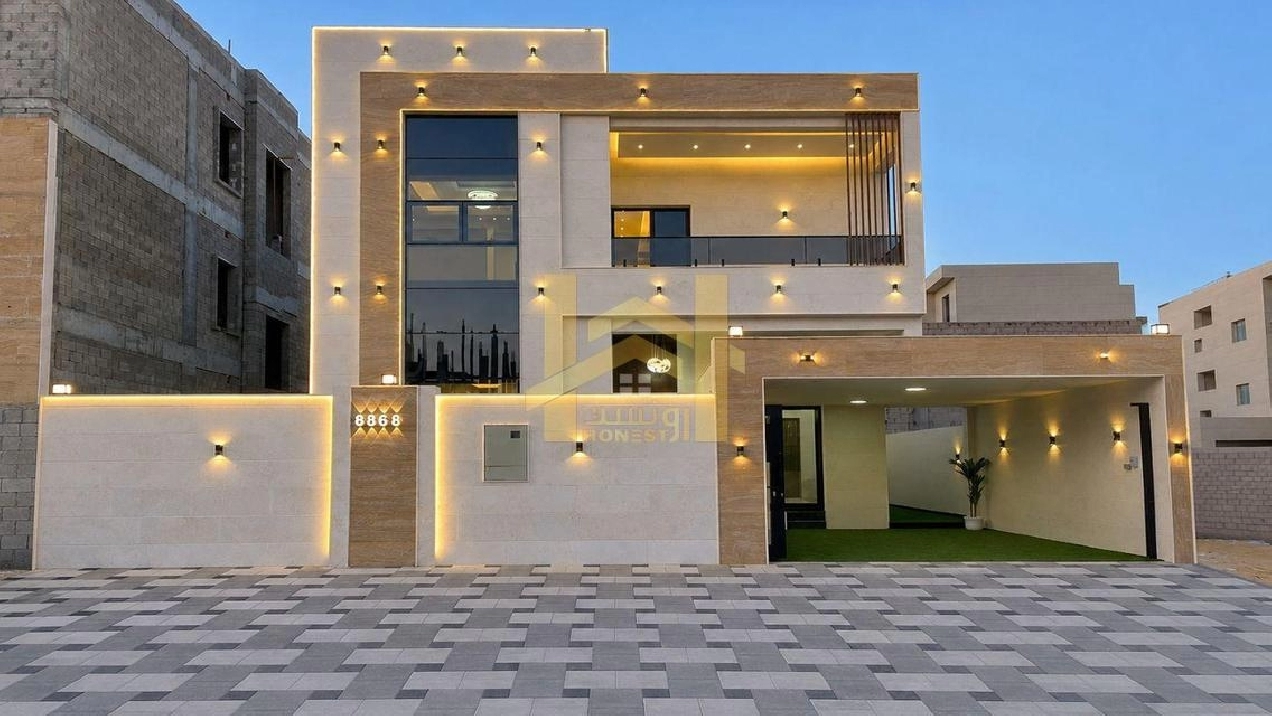 Luxury finishing - Front view - Registration inclu Pictures