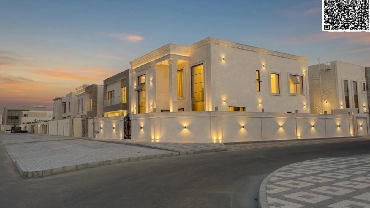 Villa for sale in Al-Aliya area, 5 bedrooms, corne Pictures