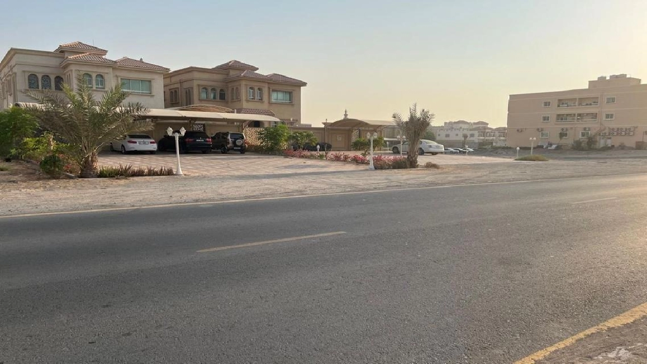 10,000 Sqft Residential Land Plot in Al Mowaihat